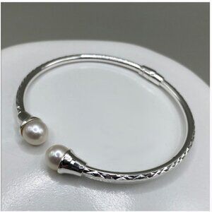 Sterling silver 925 genuine cultured pearls hinge cuff bangle bracelet aprox 7.